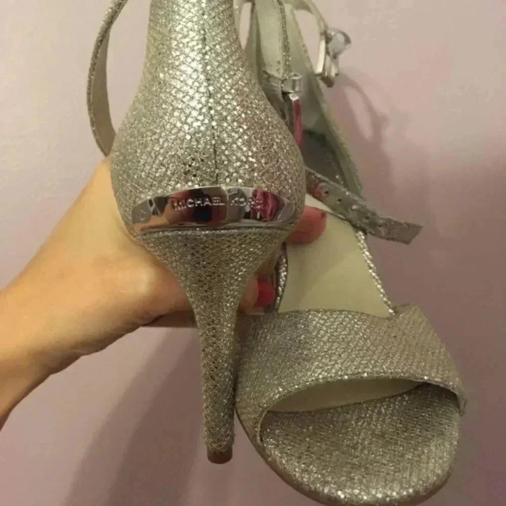 Michael Kors silver‎  party heels